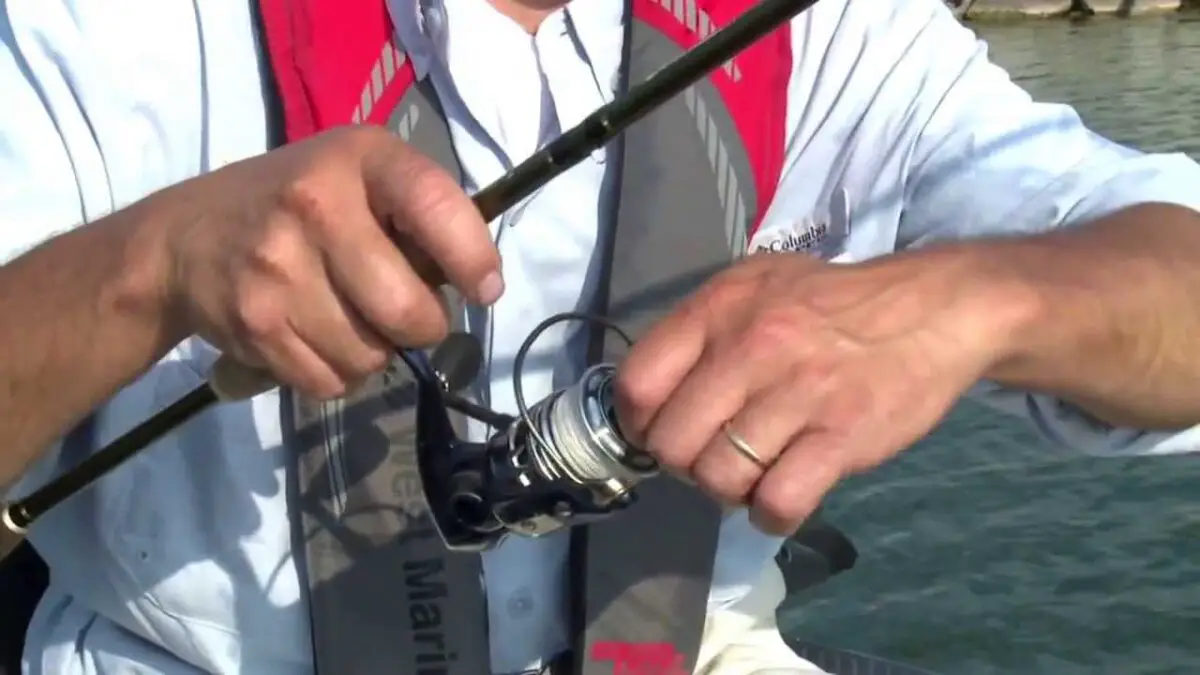 How to set the drag on a fishing reel