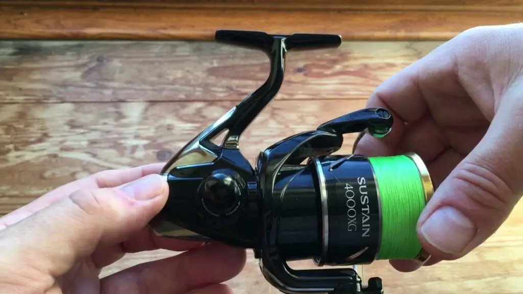 Shimano Sustain Spinning Reel